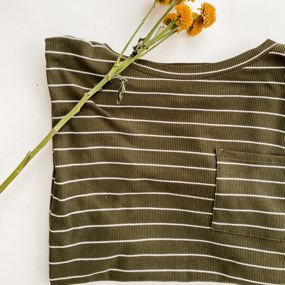 Oversized Striped Olive Top EUC